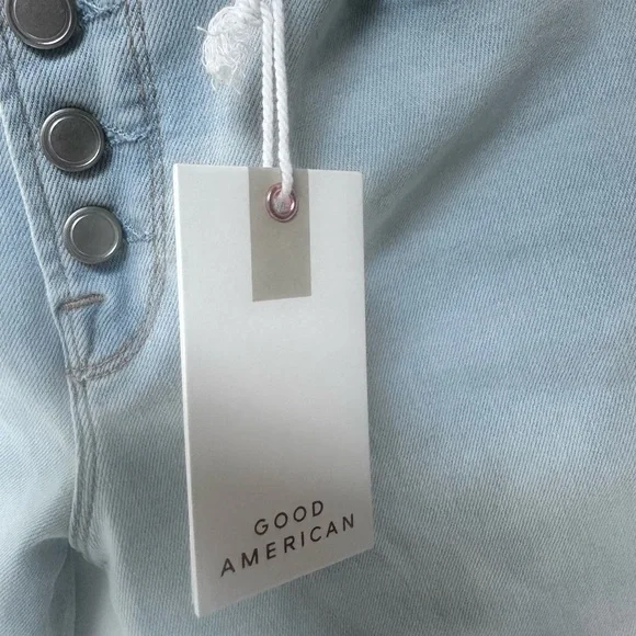 NWT Good American Good Legs Crop Light Wash Jeans Size 8/29 - Picture 4 of 6